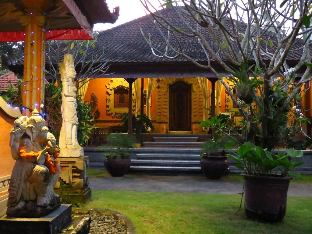 Puri Maharani Boutique Hotel Denpasar  Exterior photo