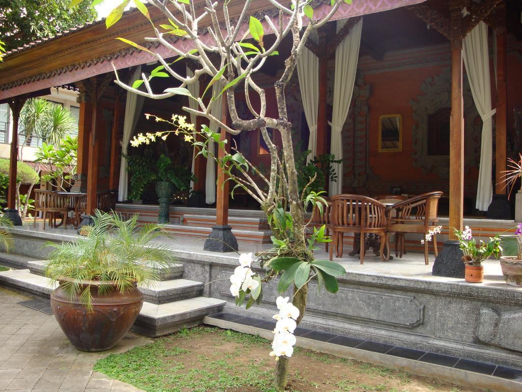 Puri Maharani Boutique Hotel Denpasar  Exterior photo